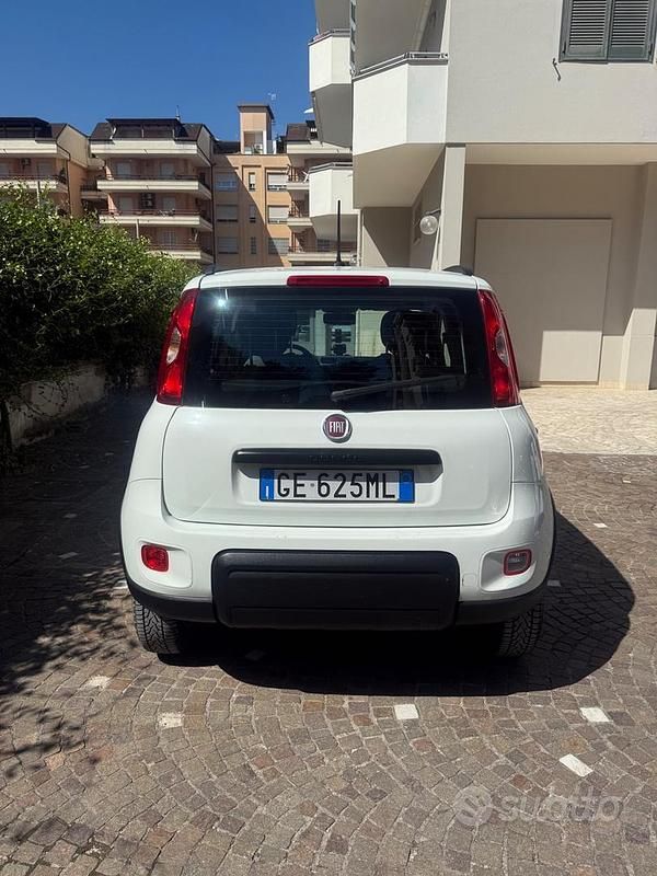 Usata Fiat Panda City Life 84 CV (61 kW) 2021 Bianco Utilitaria
