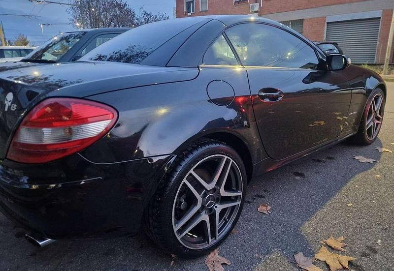 Usata Mercedes SLK200 Chrome 163 CV (119 kW) 2007 Nero Cabrio