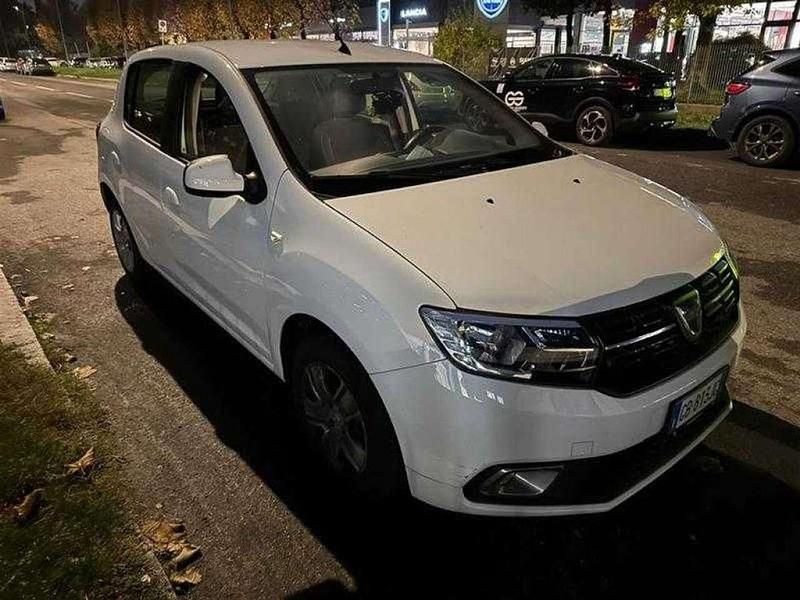 Bianco Usata 2020 Dacia Sandero Comfort Tre volumi | 9990 € (Ottimo prezzo) - Immagine 1/2