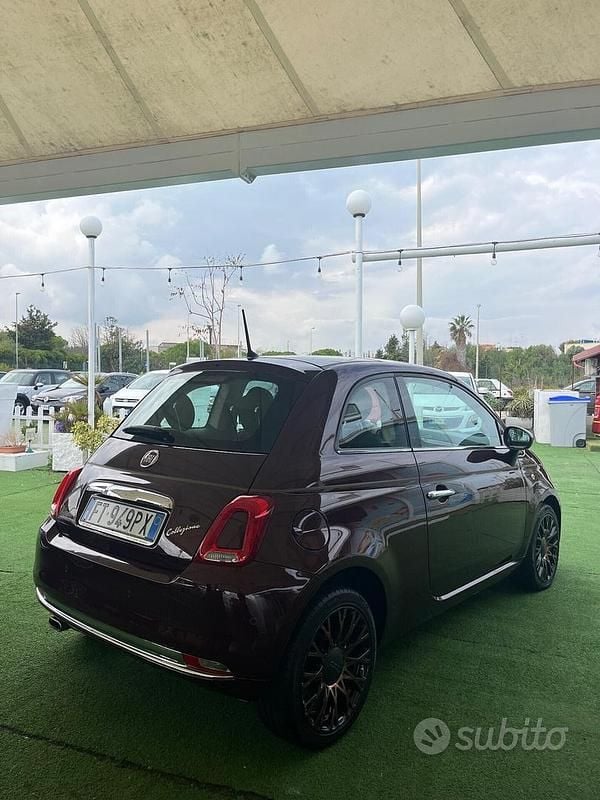 Usata Fiat 500 Collezione 69 CV (50 kW) 2019 Viola Berlina