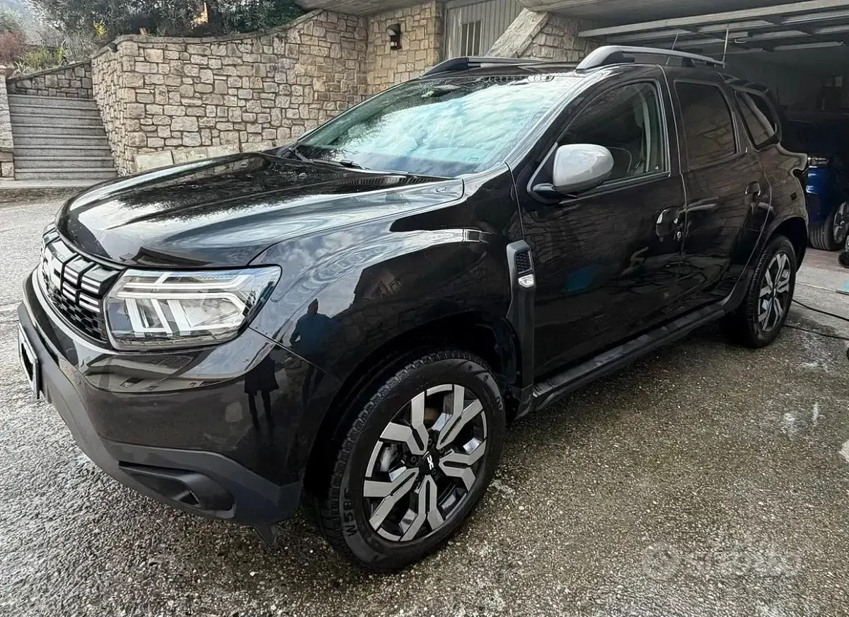 Usata Dacia Duster 116 CV (85 kW) 2023 Nero SUV