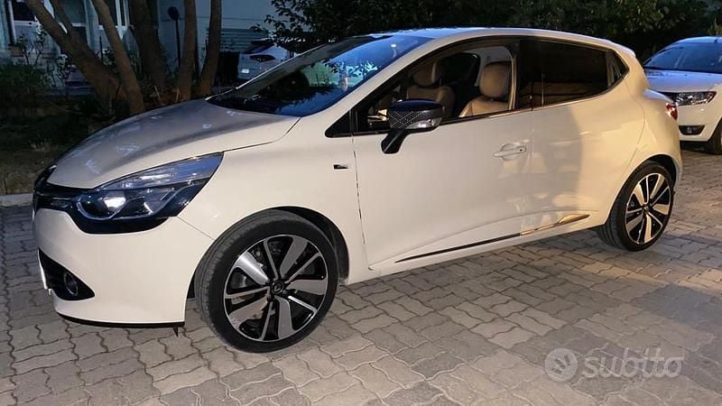 Usata Renault Clio IV 90 CV (66 kW) 2016 Utilitaria