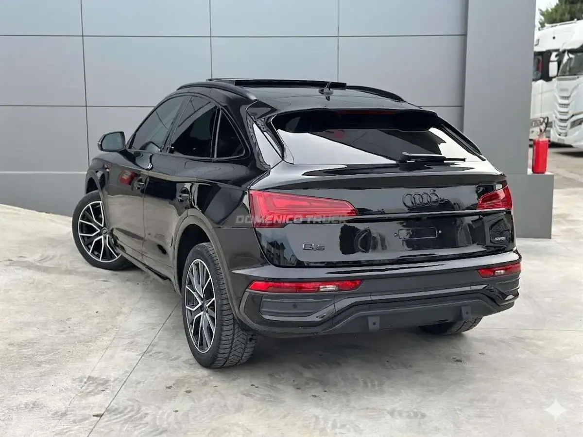 Usata Audi Q5 Sportback S-Line 204 CV (150 kW) 2022 Nero SUV