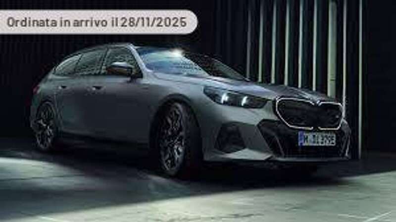 Argento Nuova 2024 BMW i5 M Sport Tre volumi | 91.590 € - Immagine 1/4
