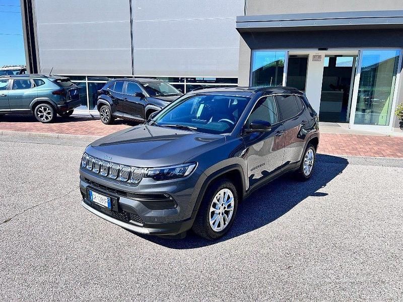 Usata Jeep Compass Limited 131 CV (96 kW) 2024 Grigio scuro SUV