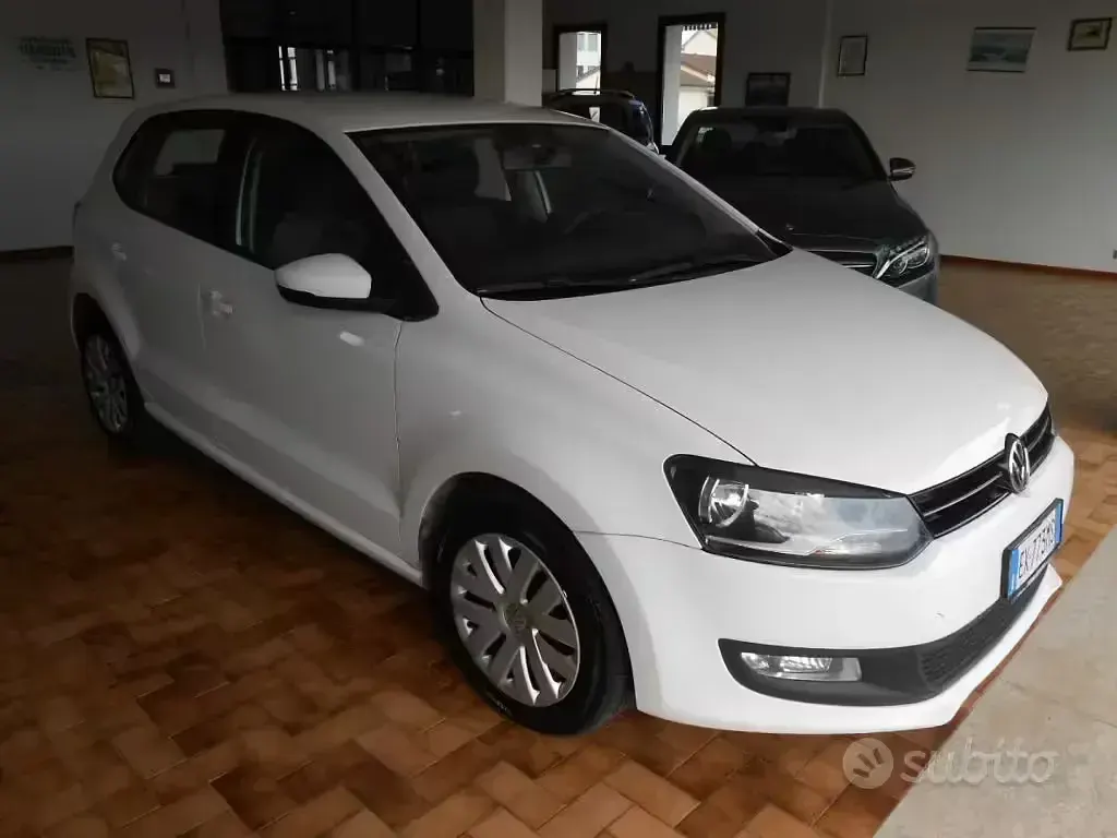 Usata VW Polo Comfortline 69 CV (50 kW) 2011 Bianco Utilitaria