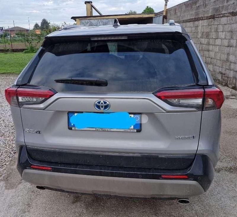 Usata Toyota RAV4 Hybrid Style 178 CV (130 kW) 2022 SUV