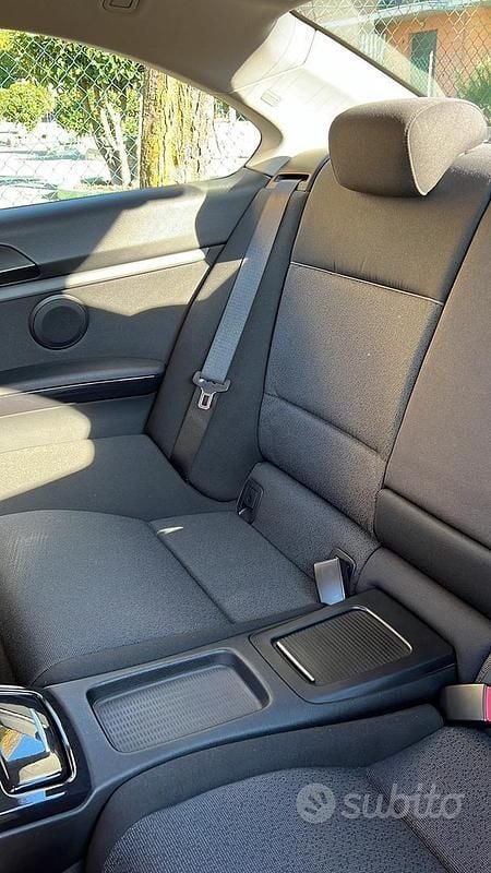 Usata BMW 320 2009 Bianco Coupé