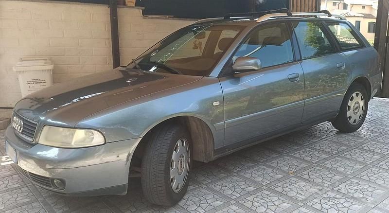 Usata Audi A4 2000 Grigio Station wagon