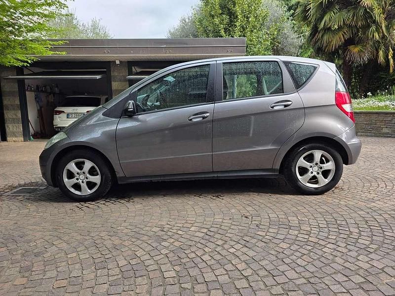 Usata Mercedes A160 Elegance 95 CV (69 kW) 2013 Utilitaria