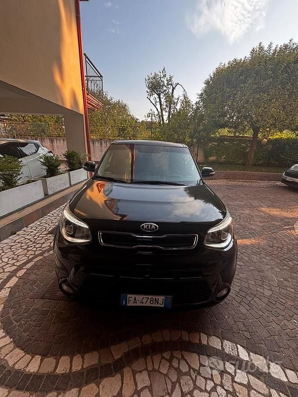 Usata Kia Soul 136 CV (100 kW) 2016 Nero SUV