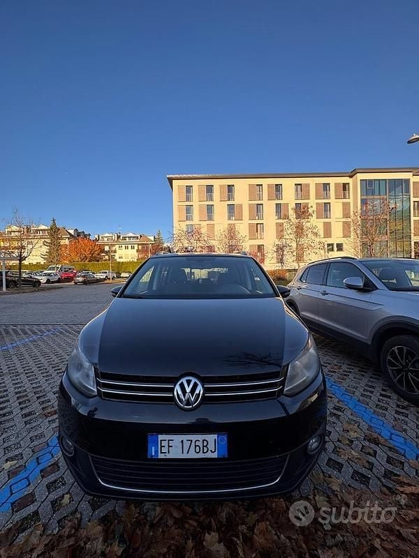 Usata VW Touran 140 CV (102 kW) 2010 Nero Monovolume
