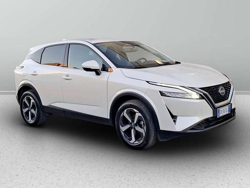 Usata Nissan Qashqai N-Connecta 140 CV (102 kW) 2023 Bianco SUV