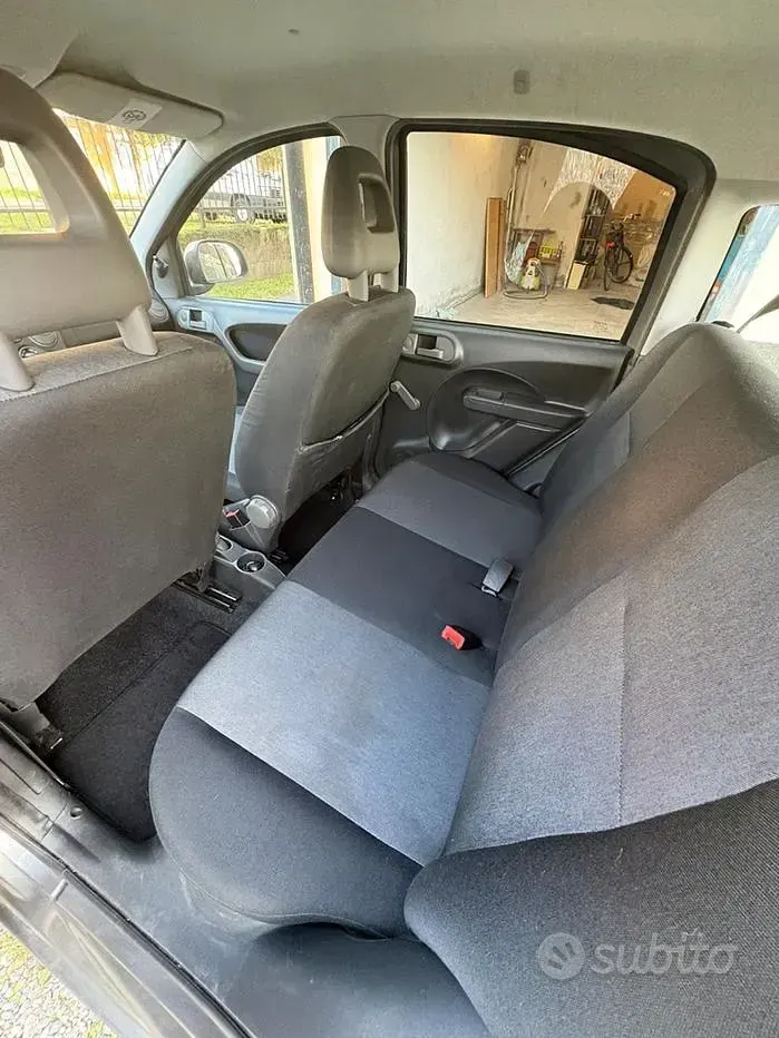 Usata Fiat Panda Dynamic 69 CV (50 kW) 2011 Grigio Utilitaria