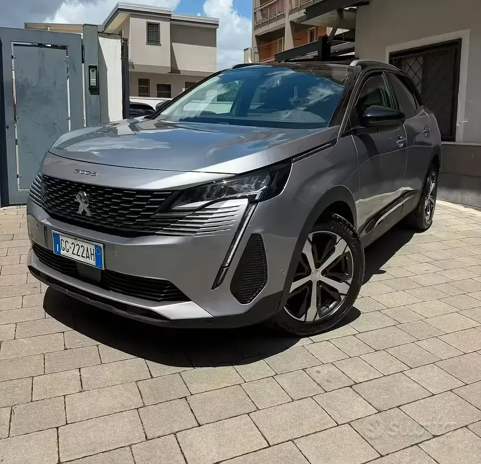 Usata Peugeot 3008 Allure 131 CV (96 kW) 2021 Grigio SUV