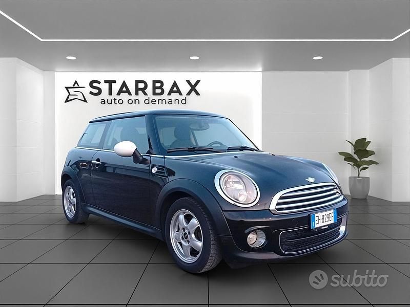 Usata Mini One D 89 CV (65 kW) 2011 Nero Utilitaria