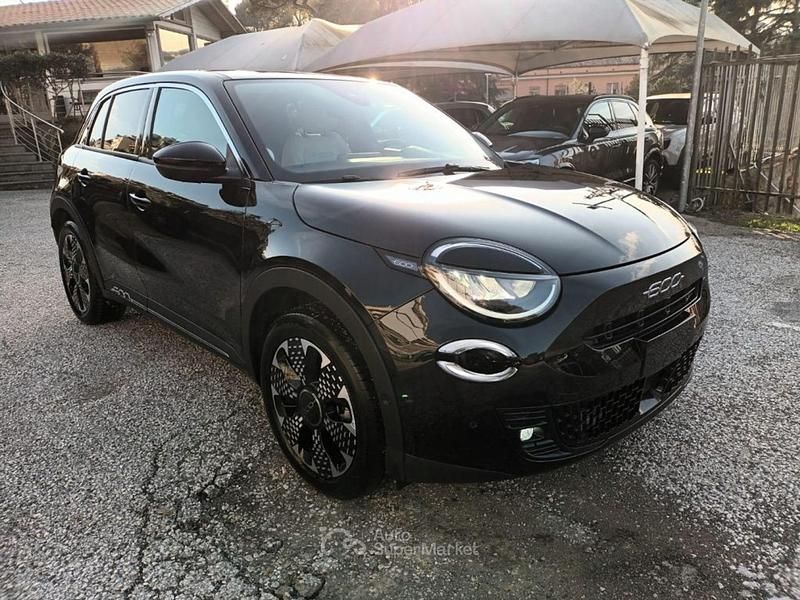 Usata Fiat 600 La Prima 101 CV (74 kW) 2025 Nero SUV