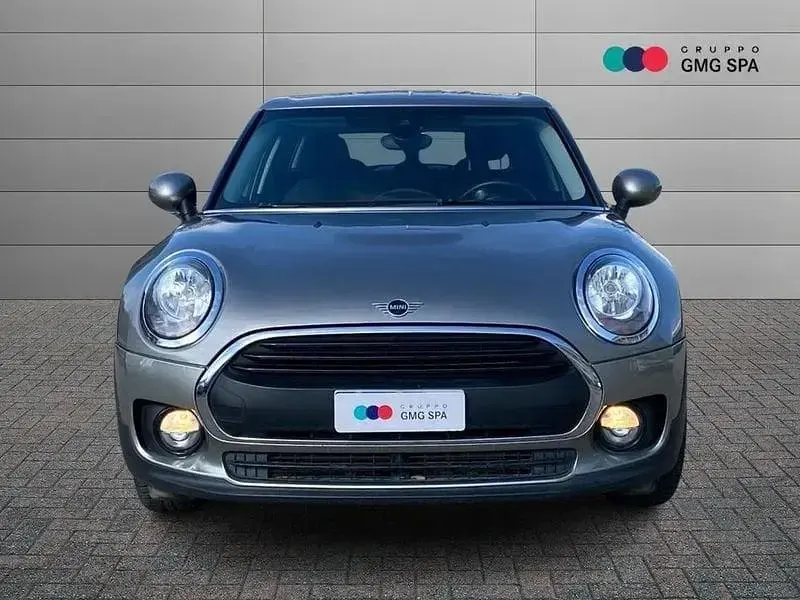Usata Mini One Clubman 115 CV (84 kW) 2019 Argento Station wagon