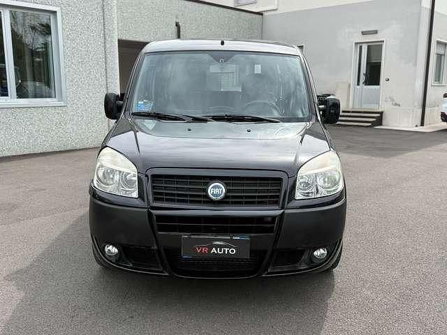 Usata Fiat Doblò Active 84 CV (61 kW) 2007 Grigio Monovolume