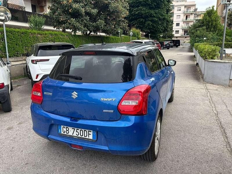 Usata Suzuki Swift Cool 83 CV (61 kW) 2020 Blu/azzurro Utilitaria