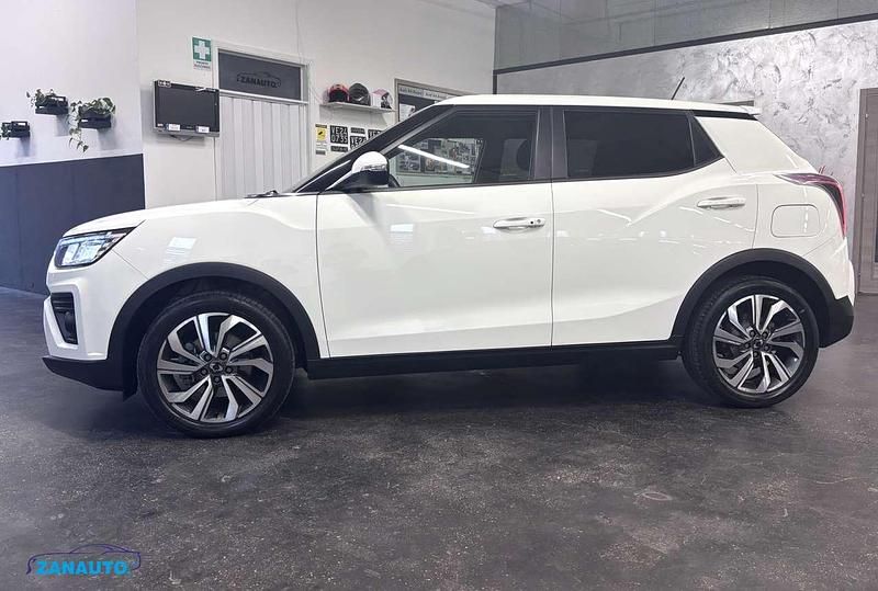 Usata Ssangyong (KGM) Tivoli 136 CV (100 kW) 2021 Bianco SUV