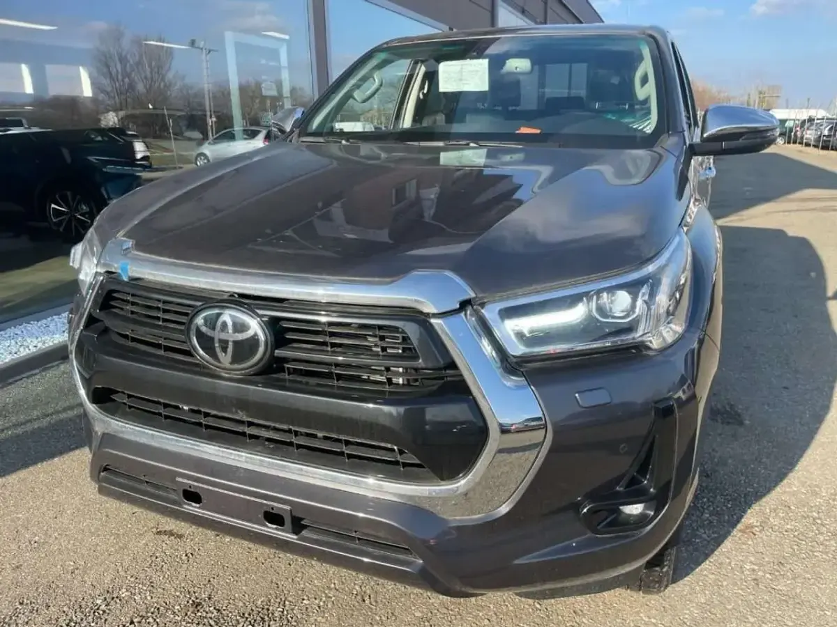 Nuova Toyota HiLux Executive 150 CV (110 kW) 2026 Bianco Pick-up