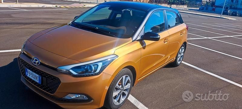 Usata Hyundai i20 Comfort 90 CV (66 kW) 2015 Berlina