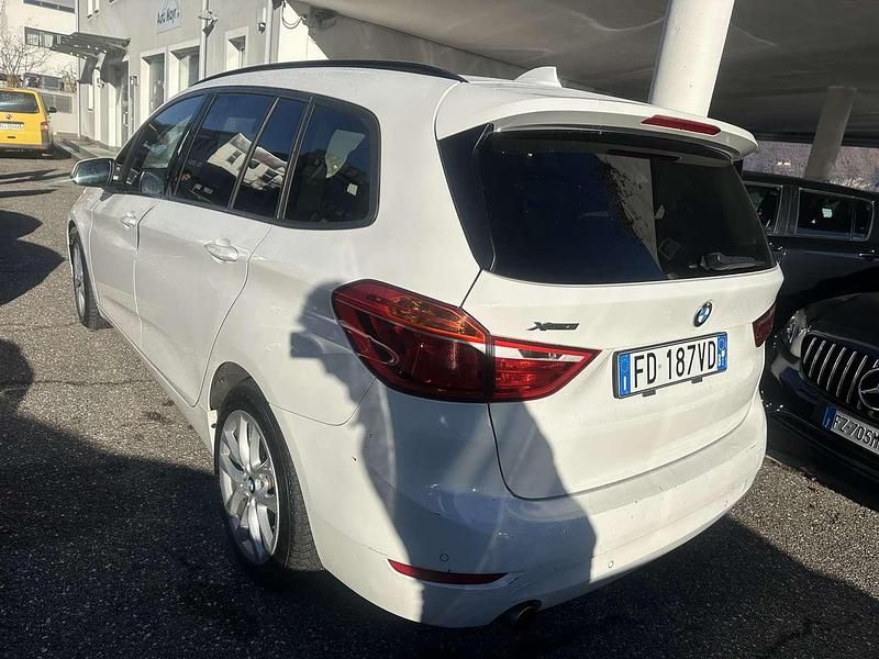 Usata BMW 218 Advantage 150 CV (110 kW) 2016 Alpinweiss iii Monovolume