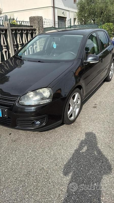 Usata VW Golf V 105 CV (77 kW) 2008 Nero Berlina