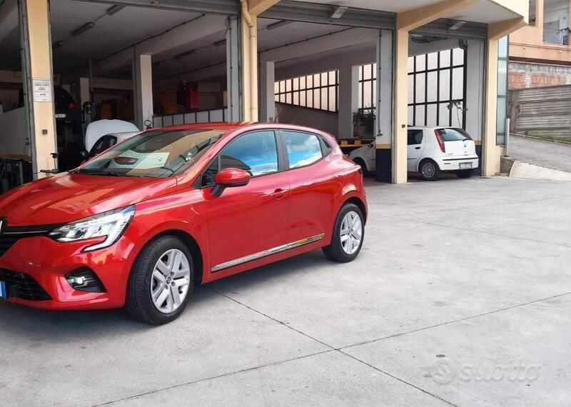 Usata Renault Clio IV 101 CV (74 kW) 2019 Rosso Berlina