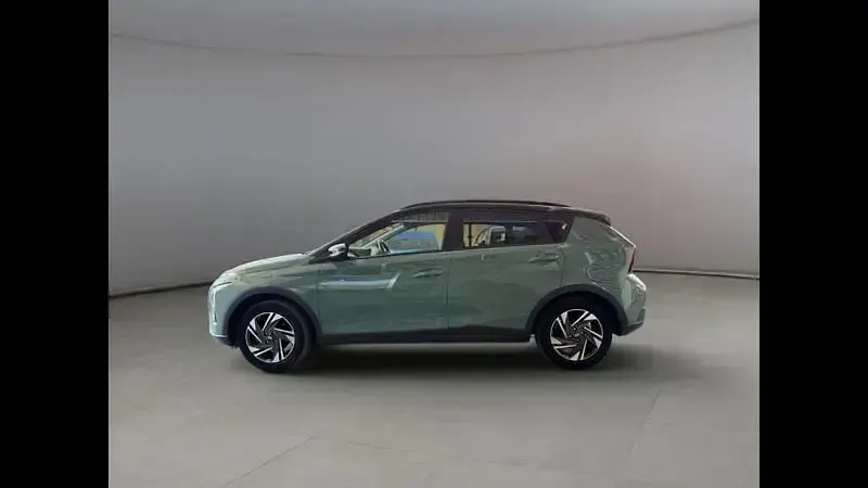 Usata Hyundai Bayon 84 CV (61 kW) 2024 Verde SUV