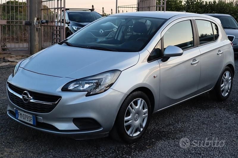 Usata Opel Corsa Innovation 69 CV (50 kW) 2017 Grigio Utilitaria