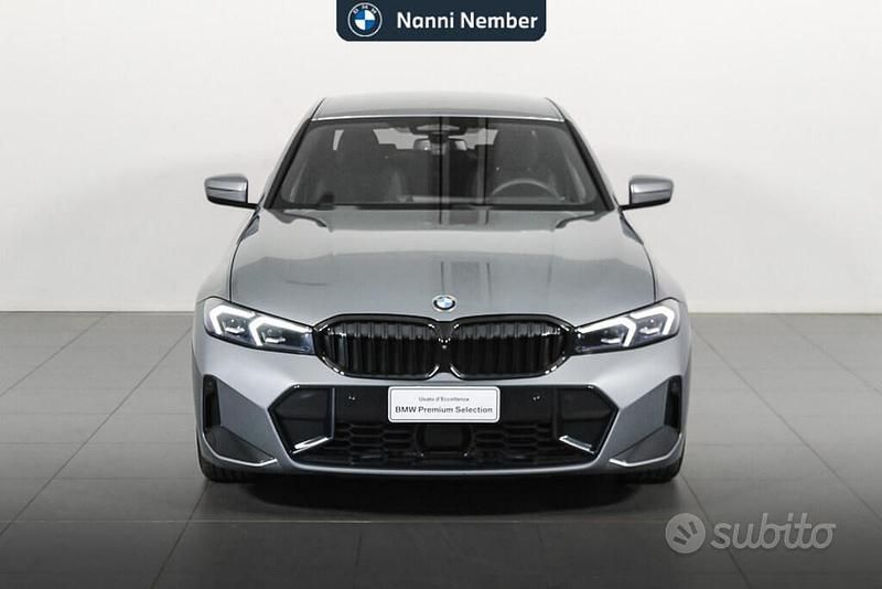 Usata BMW 320e M Sport 190 CV (139 kW) 2025 Grigio Berlina