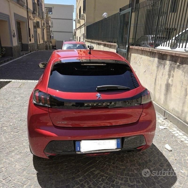 Usata Peugeot 208 Allure 102 CV (75 kW) 2020 Rosso Utilitaria