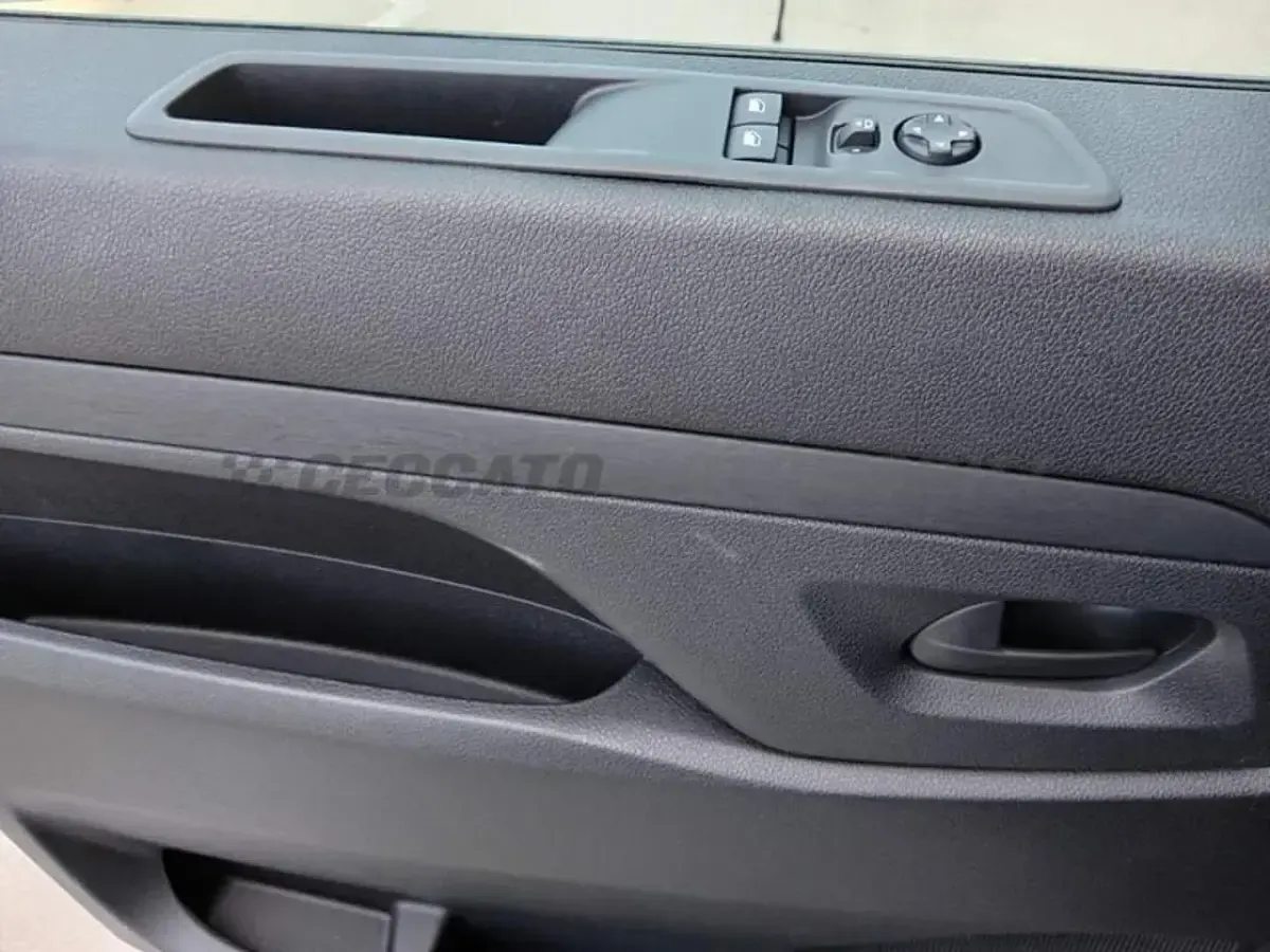 Nuova Opel Vivaro-e Combi S 120 CV (88 kW) 2025 Bianco Monovolume