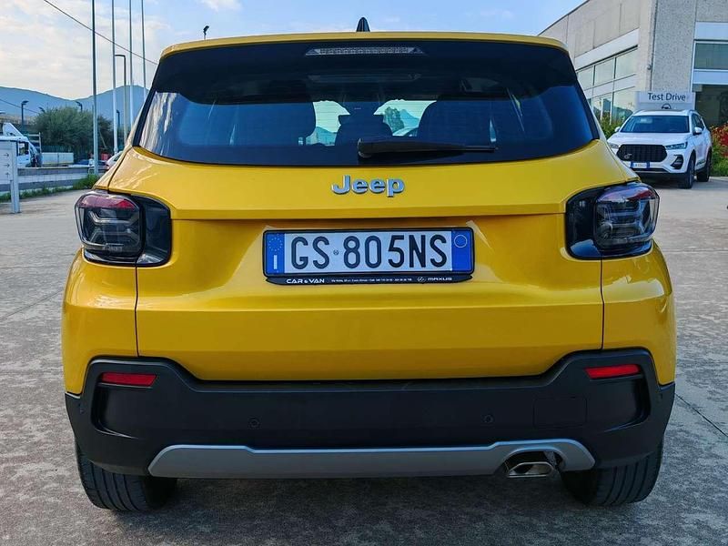 Usata Jeep Avenger Altitude 101 CV (74 kW) 2024 Giallo sun SUV