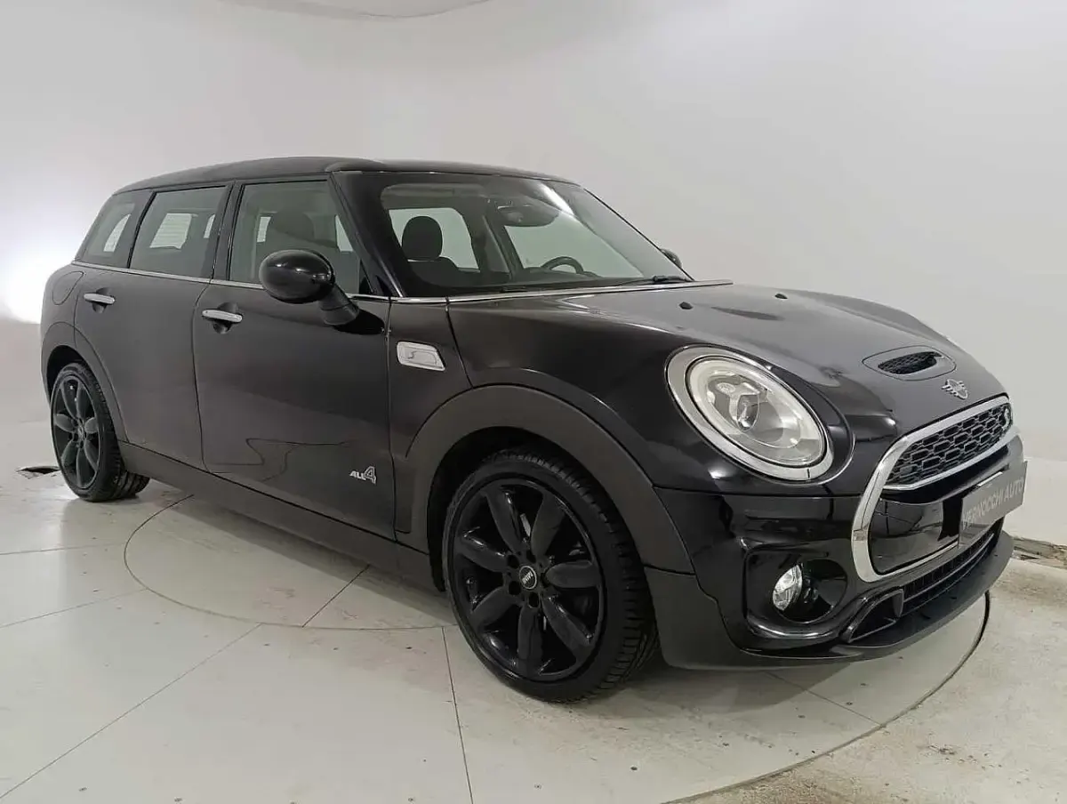 Usata Mini Cooper SD Business 190 CV (139 kW) 2019 Nero Utilitaria
