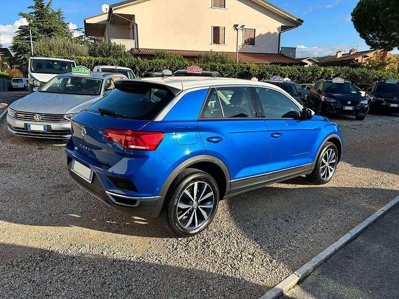 Usata VW T-Roc Style 116 CV (85 kW) 2019 Blu SUV