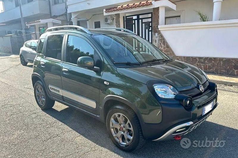 Usata Fiat Panda Cross Cross 95 CV (69 kW) 2017 Verde Utilitaria