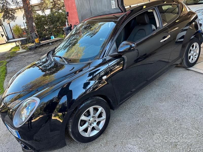 Second-hand Alfa Romeo MiTo Impression 70 CP (51 kW) 2016 Negru Hatchback