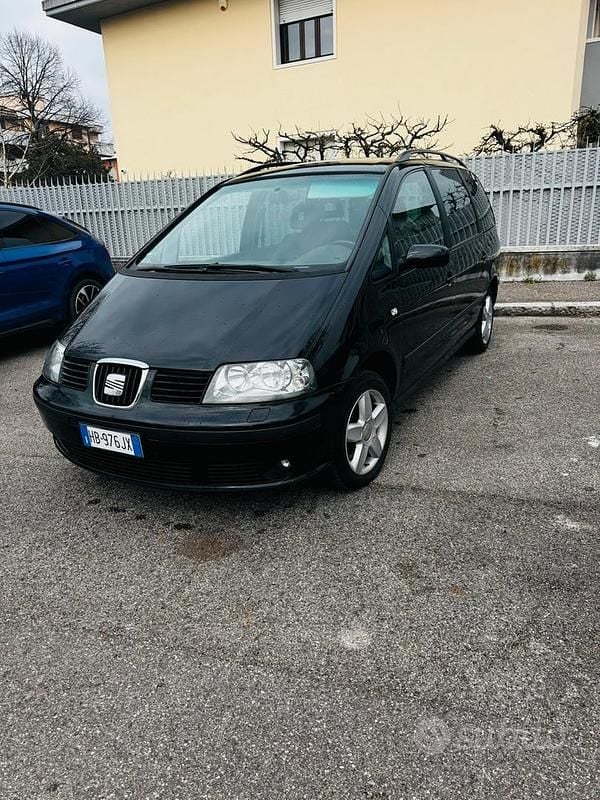 Usata Seat Alhambra Stella 116 CV (85 kW) 2008 Nero Monovolume