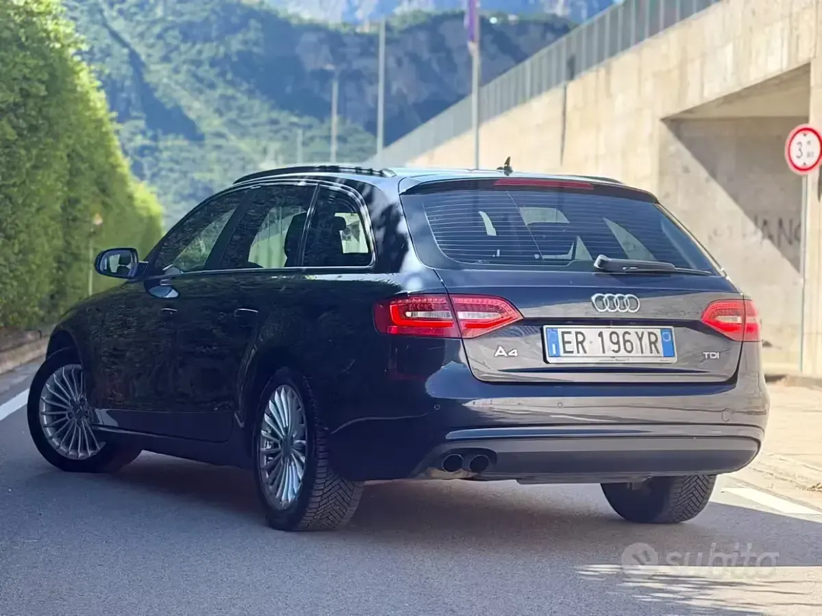 Usata Audi A4 177 CV (130 kW) 2013 Bluazzurro Station wagon