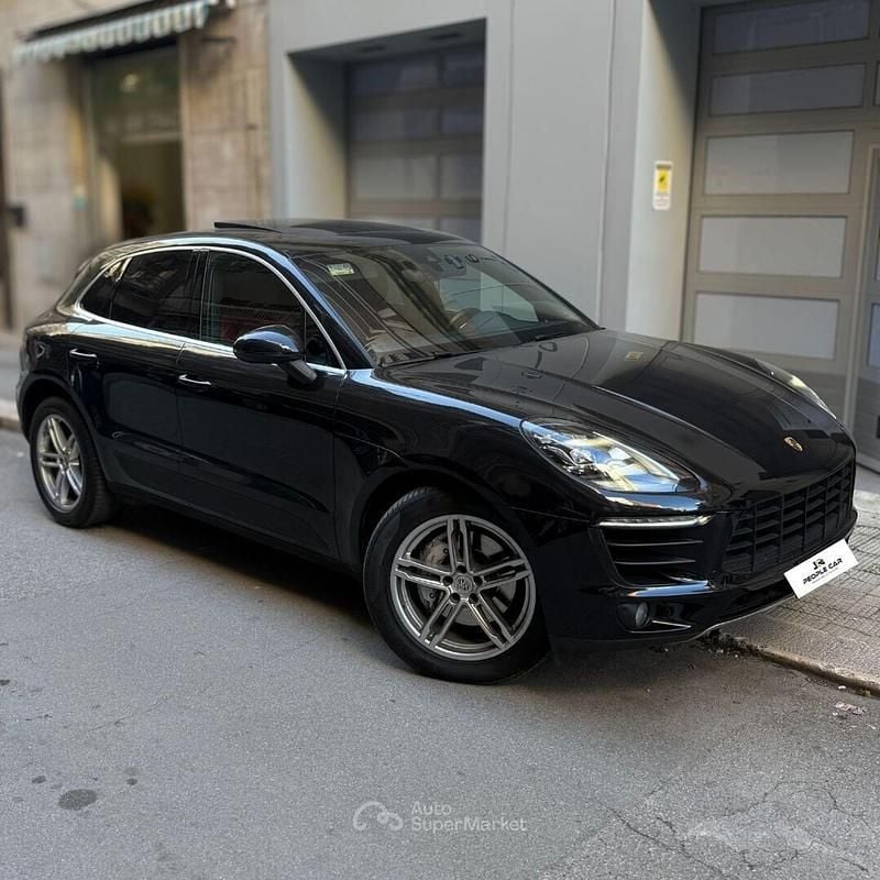 Nero Usata 2016 Porsche Macan S SUV | 36.200 € (Buon prezzo) - Immagine 1/4