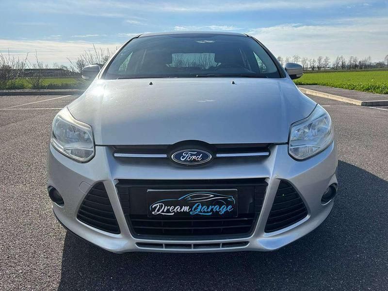 Usata Ford Focus 95 CV (69 kW) 2013 Grigio Utilitaria