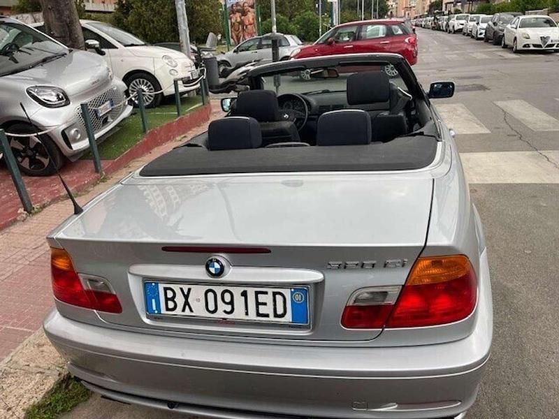 Usata BMW 320 Cabriolet 170 CV (125 kW) 2001 Argento Cabrio