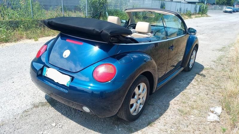 Usata VW New Beetle 2003 Blu Utilitaria