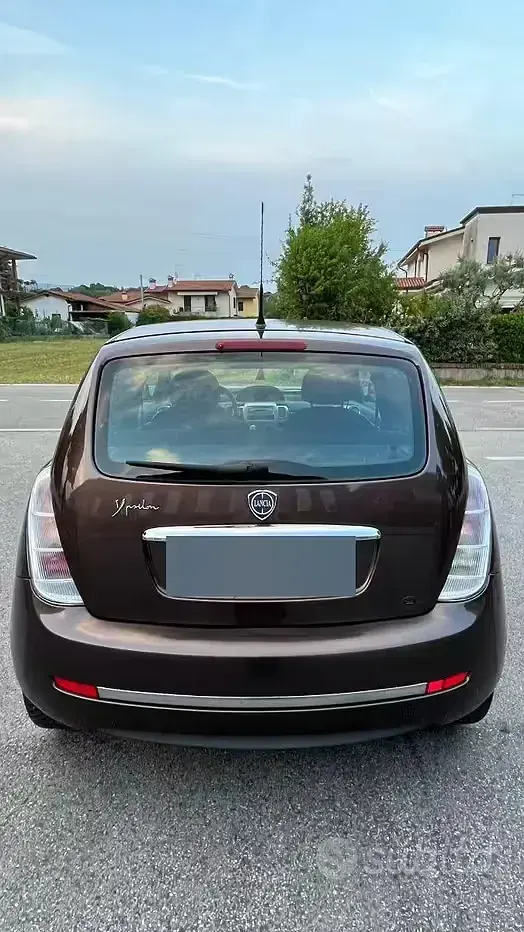 Usata Lancia Ypsilon 75 CV (55 kW) 2010 Utilitaria