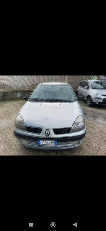Usata Renault Clio II Authentique 58 CV (42 kW) 2003 Other Berlina