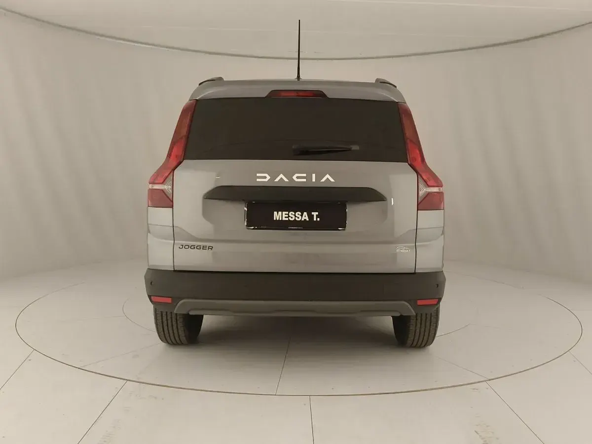 Nuova Dacia Jogger Expression 101 CV (74 kW) 2025 Grigio Monovolume