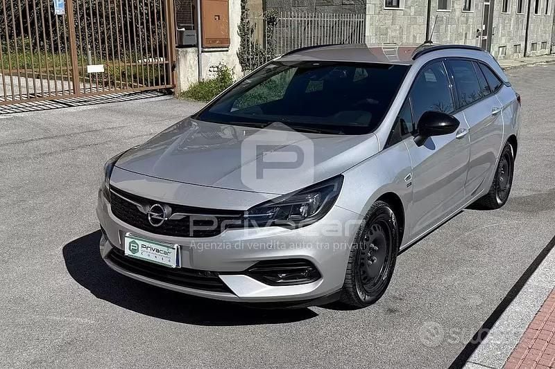 Usata Opel Astra Business 122 CV (89 kW) 2020 Grigio Station wagon
